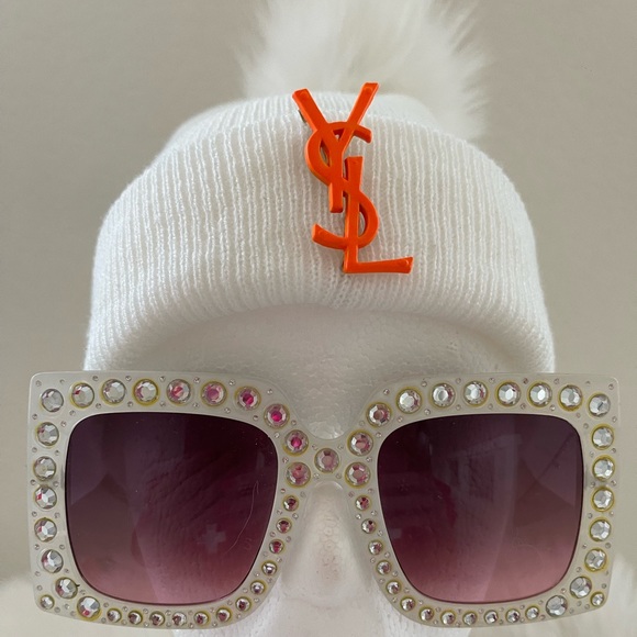 Winter Knit Pom Pom White Hat main image 7